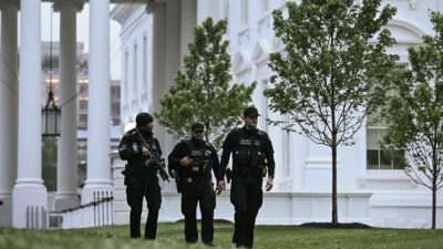Gunfire Heard near White House in Washington D.C. 10